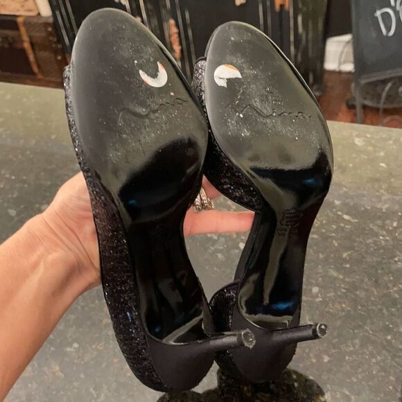*Nina* New York SZ 9 Black Sparkly Heels EUC - Picture 8 of 8